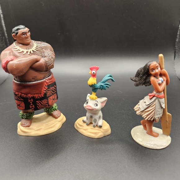 Disney Other - Lot of 3 Disney Moana figures toy/cake toppers 3-4"